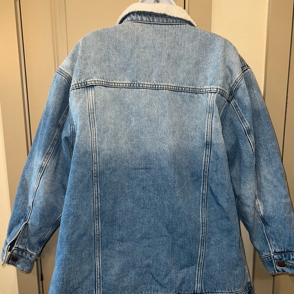 Denim jacket - Picture 6 of 7